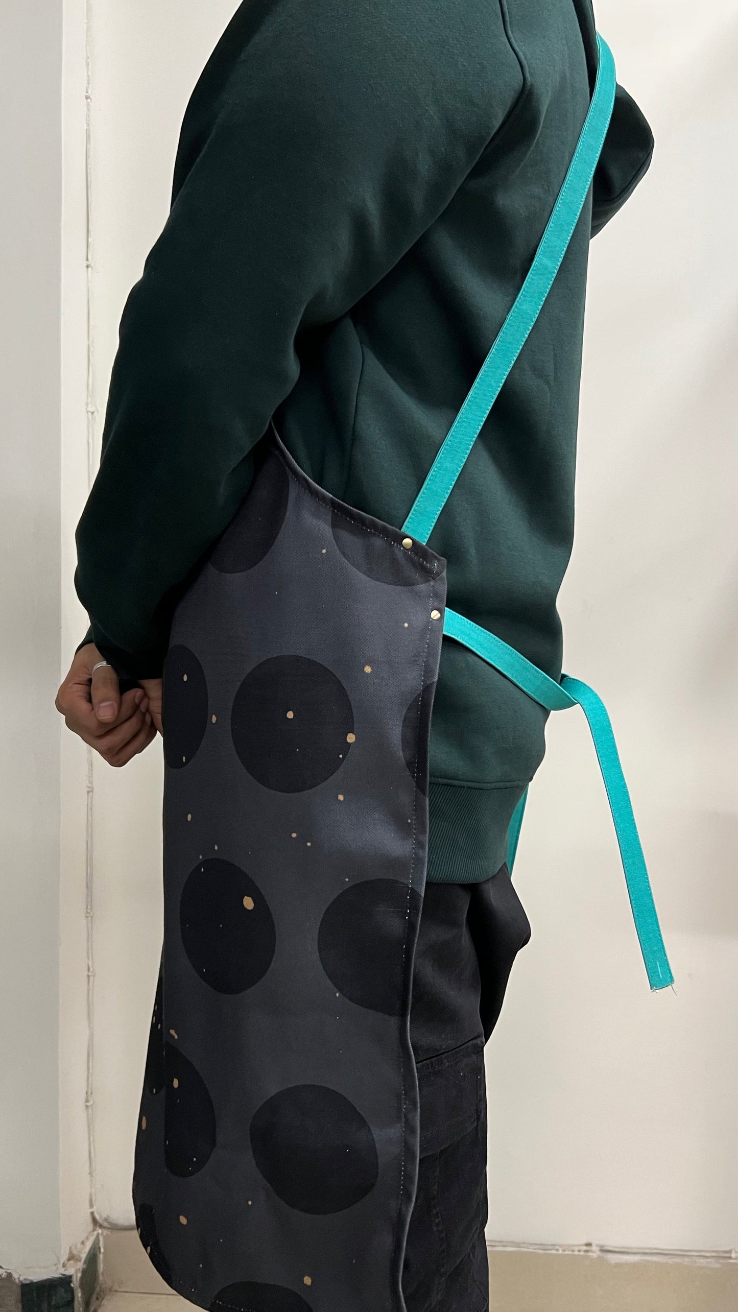 Light Canvas Aprons wishworthstudio