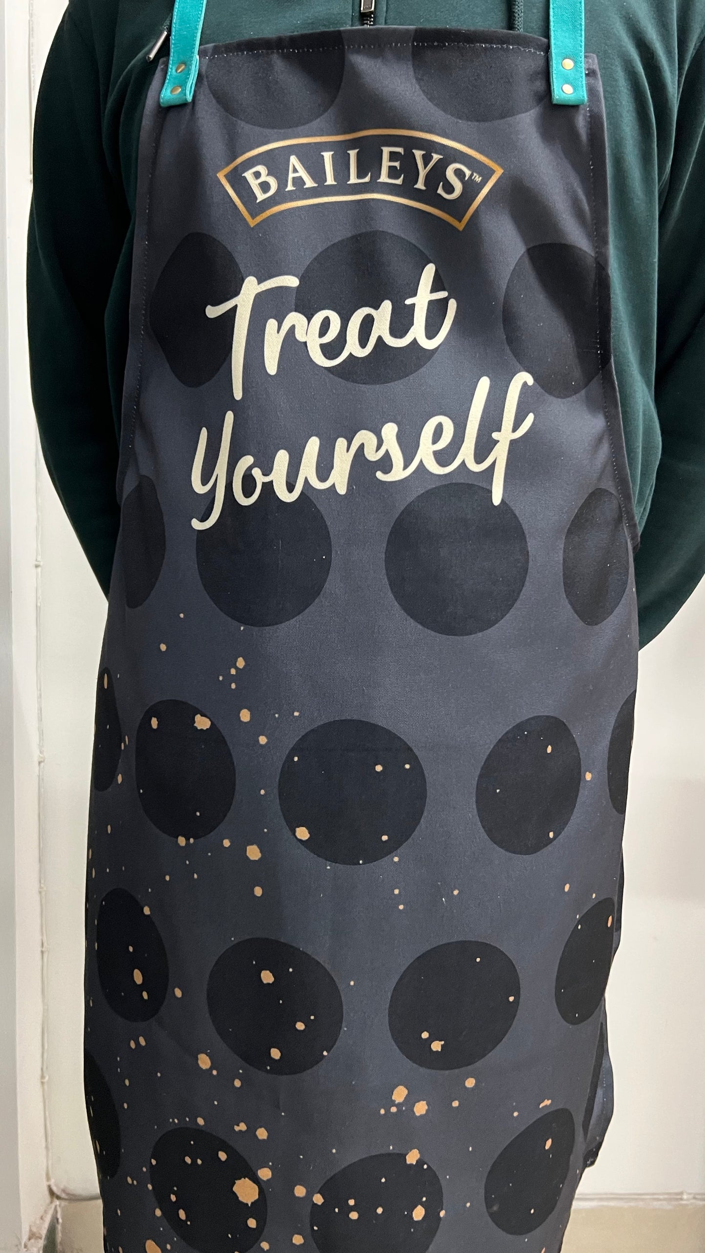 Light Canvas Aprons